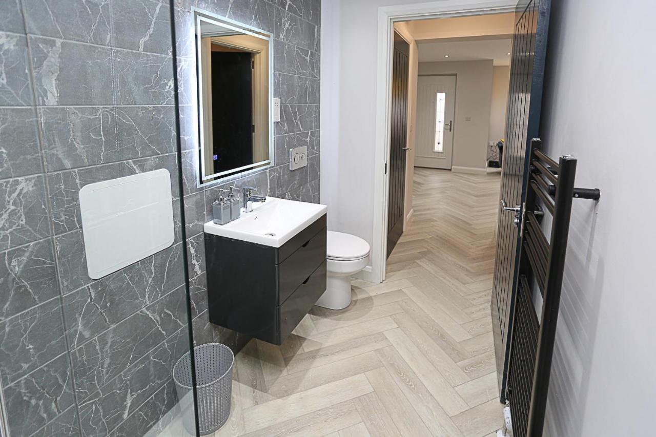 No1 Luxury Service Apartment